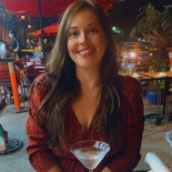 Meet your Posher, Tiffany - Picture 1 of 1